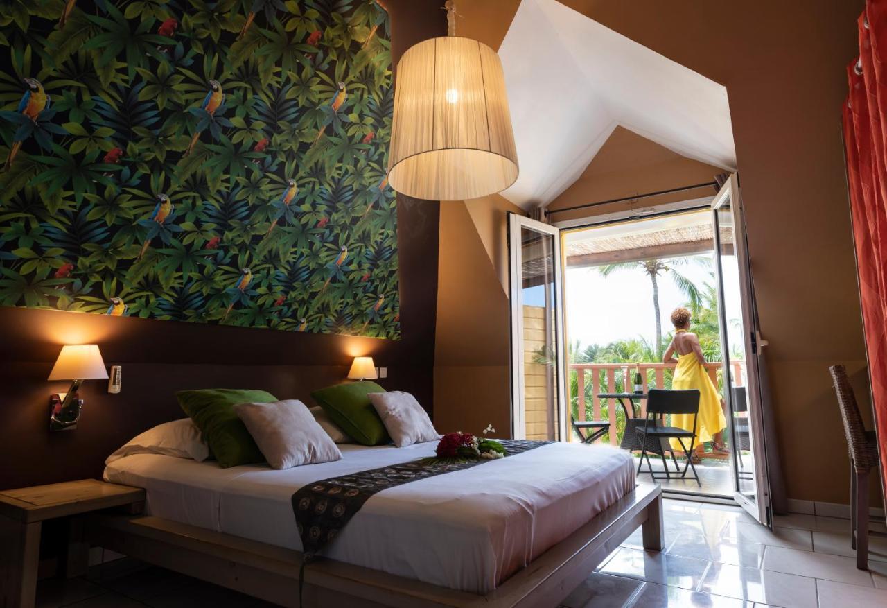 Hotel Les Bougainvilliers Saint-Gilles Les Bains Exterior photo